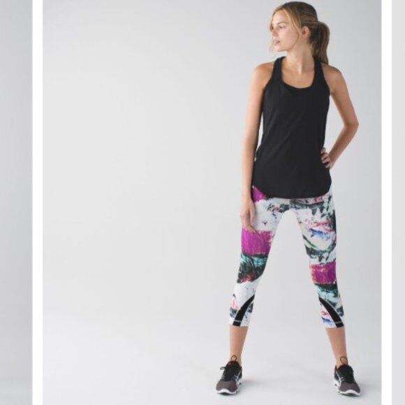 Lululemon Run: Inspire Crop II * All Full-On Luxtreme - Picture 3 of 14